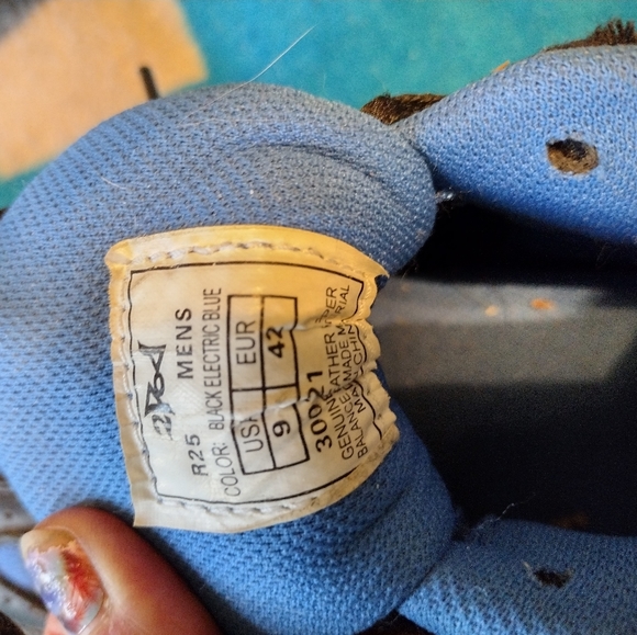 Nike - Picture 2 of 2